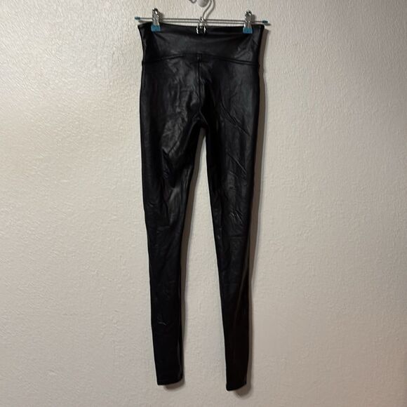 Spanx Faux Leather Leggings Medium - Picture 4 of 4